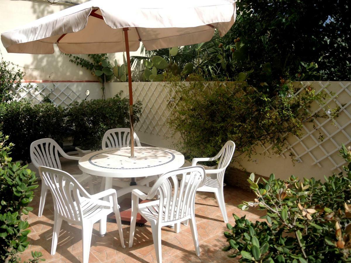 סן ויטו לו קאפו Casa Vacanze Metrosideros מראה חיצוני תמונה